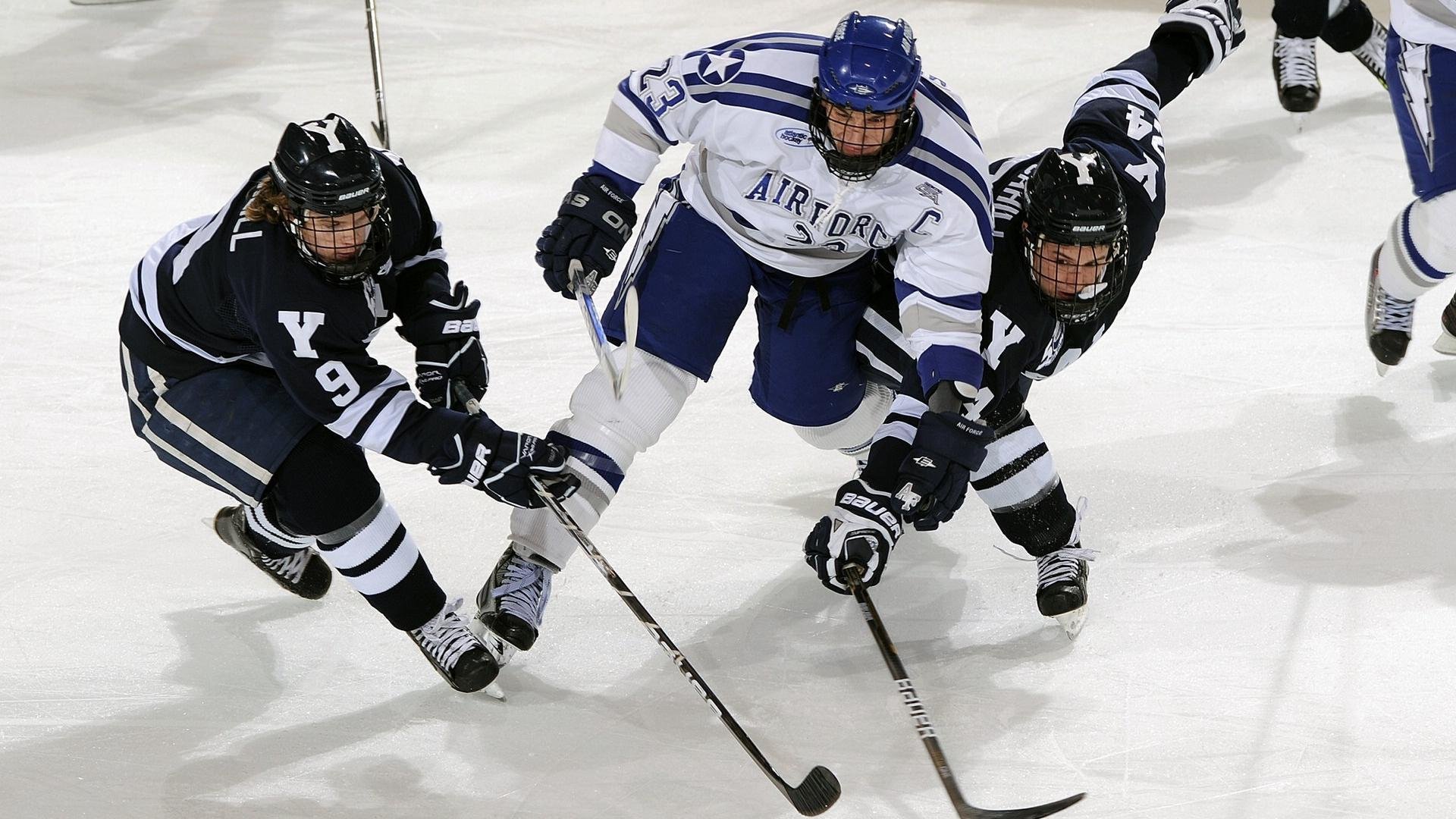 逆境翻盘战术关键场控的临场指挥能力
